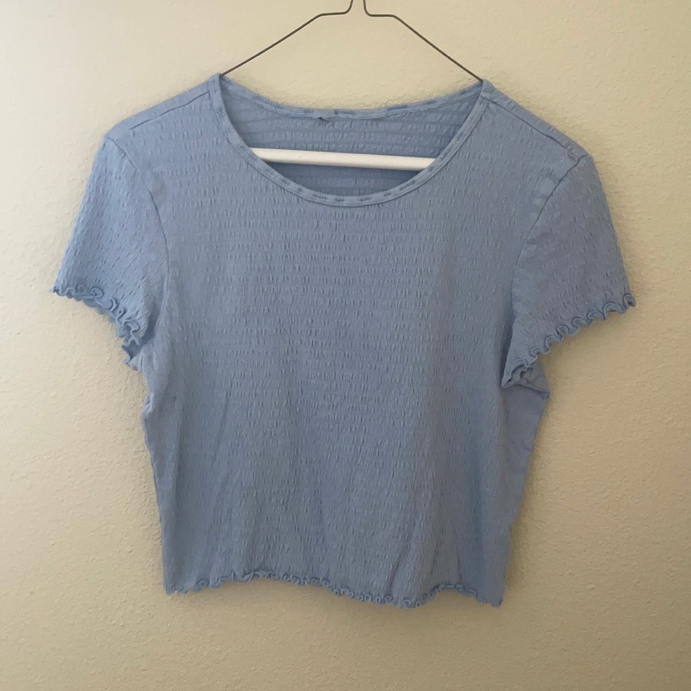 Icy blue ruched baby tee with ruffle hem